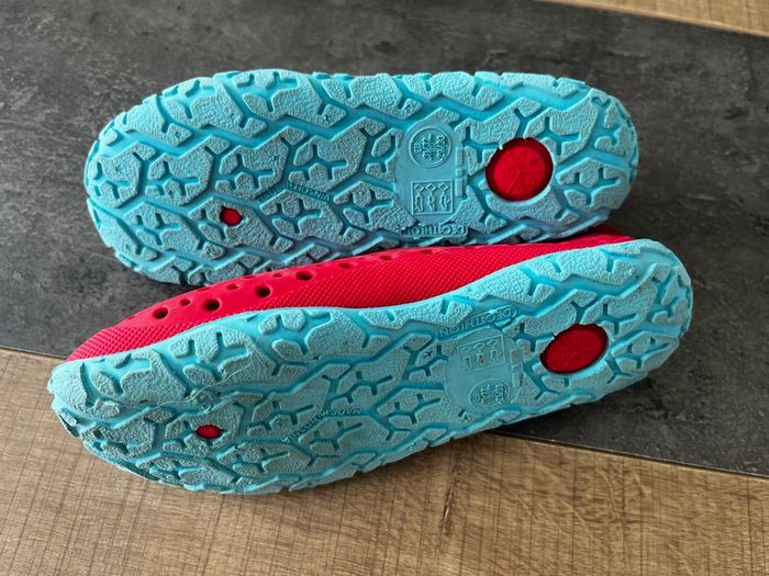Chaussons de piscine - photo numéro 4