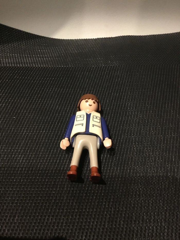 Playmobil figurine homme veste sans manches hôpital ambulance - photo numéro 2
