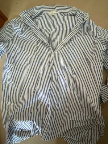Chemise bleu et blanche