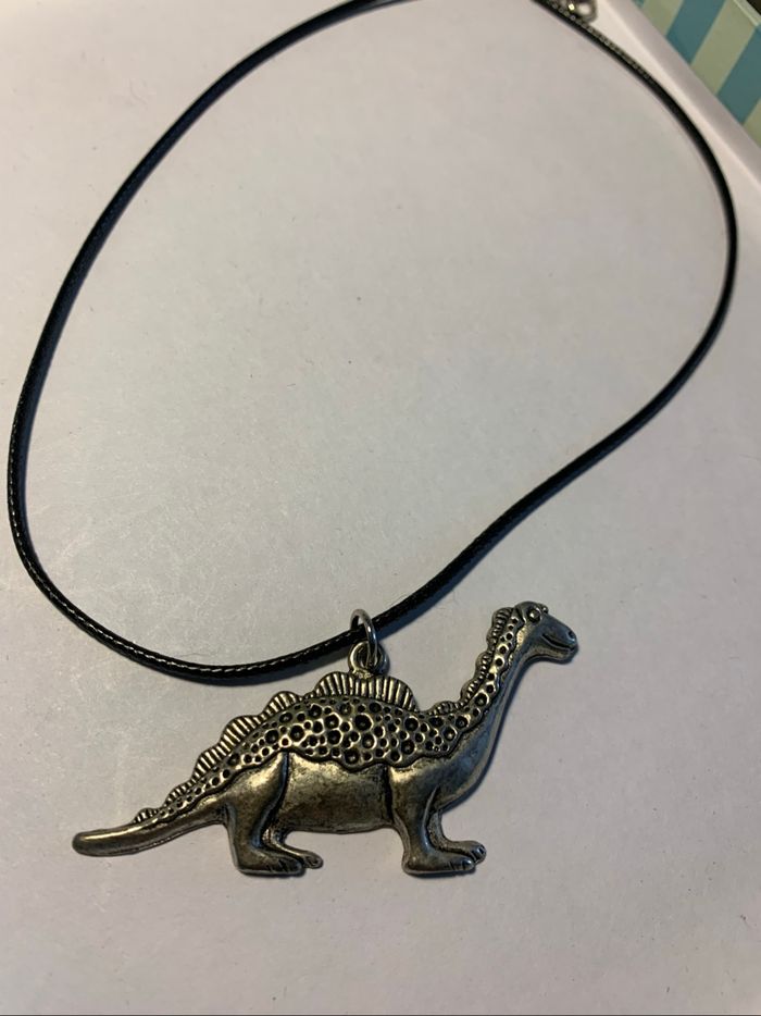 Collier dinosaure - photo numéro 5