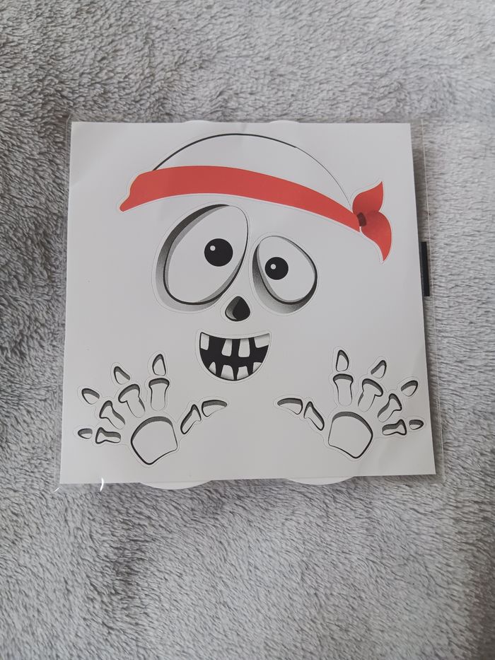 Ballon fantôme sur socle