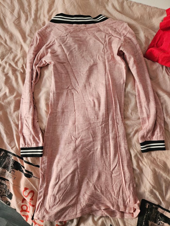 Robe rose à bandes noires et blanches - photo numéro 3