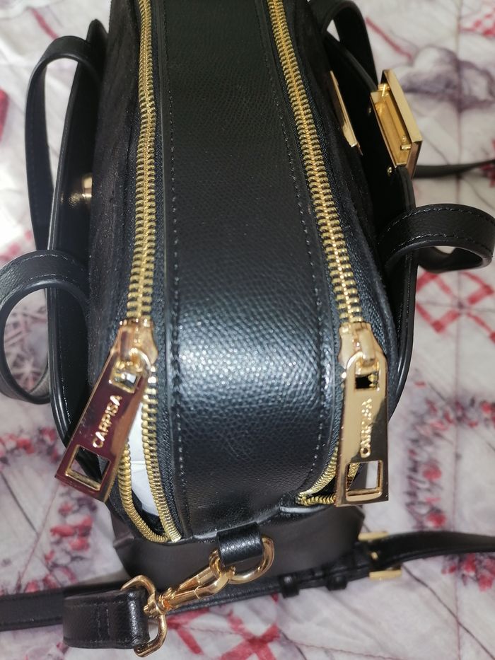 Sac à main & bandoulière en simili cuir et velours - noir avec details doré - Carpisa - photo numéro 5