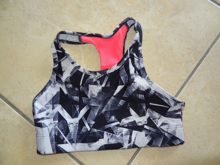 Brassière decathlon T 10ans