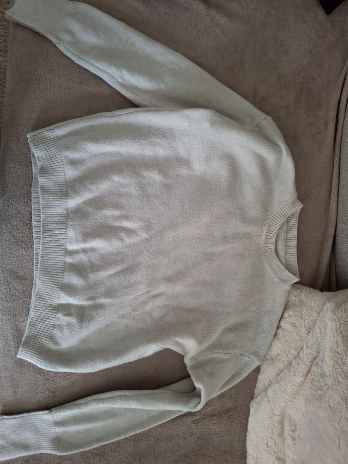 Pull blanc délavé