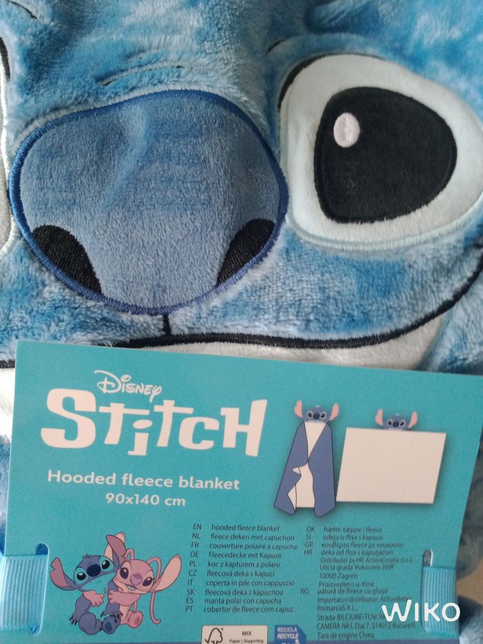 Plaid capuche doublé Stitch - photo numéro 2