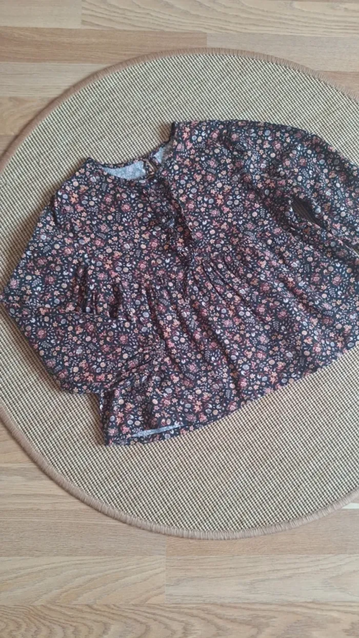 Magnifique blouse fleurie Vertbaudet