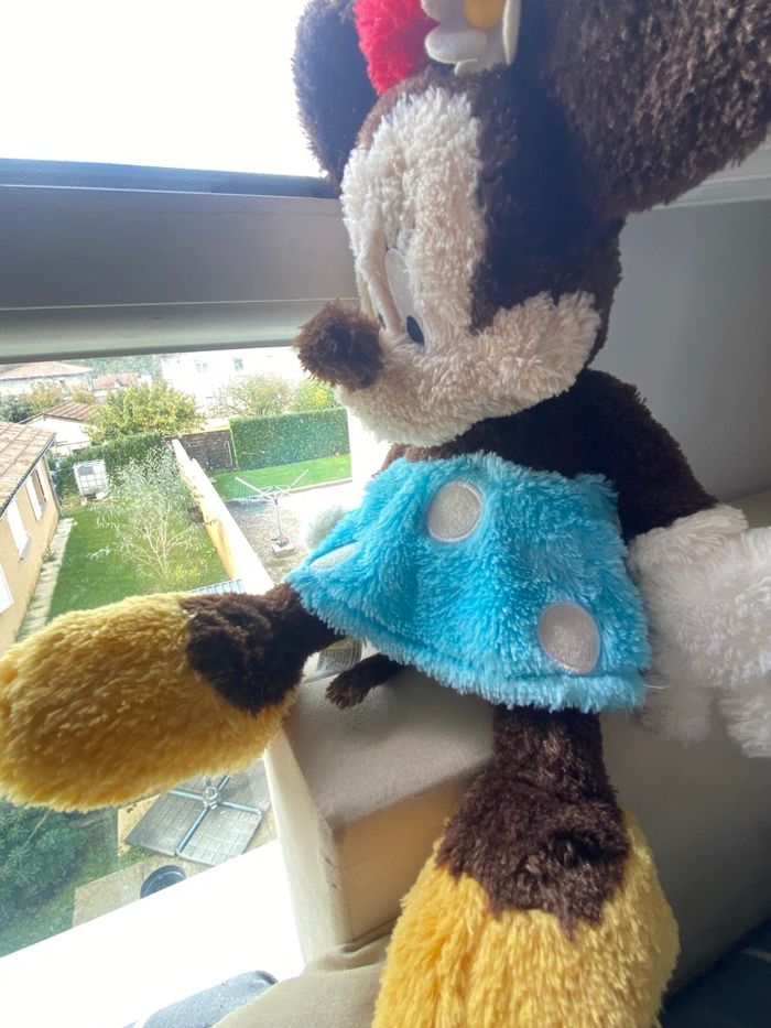 Grande peluche minnie mouse disney parks marron crème bleu jupe à pois