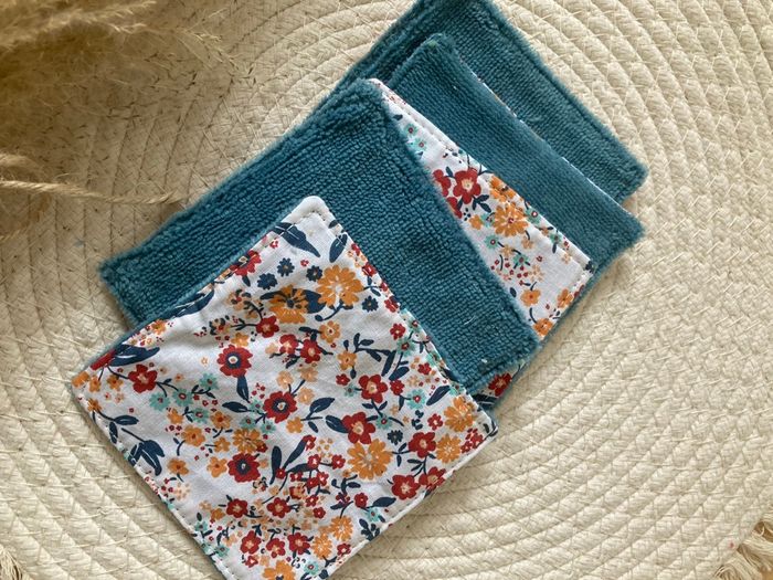 Lot de 5 lingettes démaquillantes avec pochette. - photo numéro 3