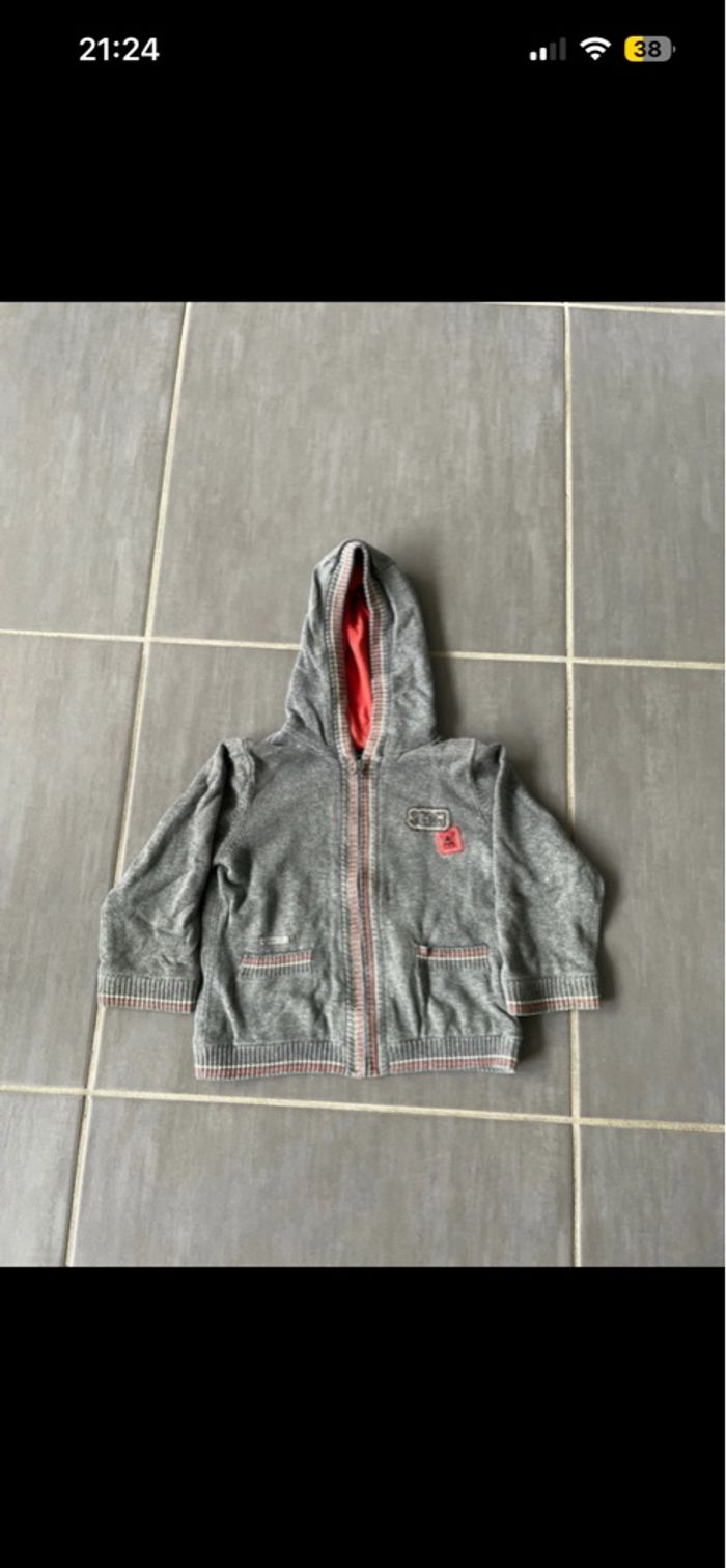 Gilet Sergent Major garçon gris rouge 24 mois epais chaud