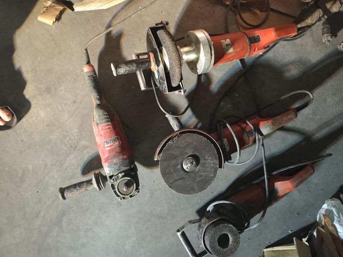 Lots de disqueuses Hilti et Bosch - photo numéro 2