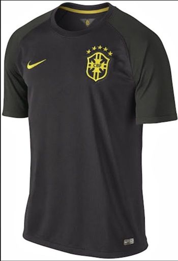Brésil Maillot Spécial 23/24 DISPONIBLE TAILLE L  NEUF