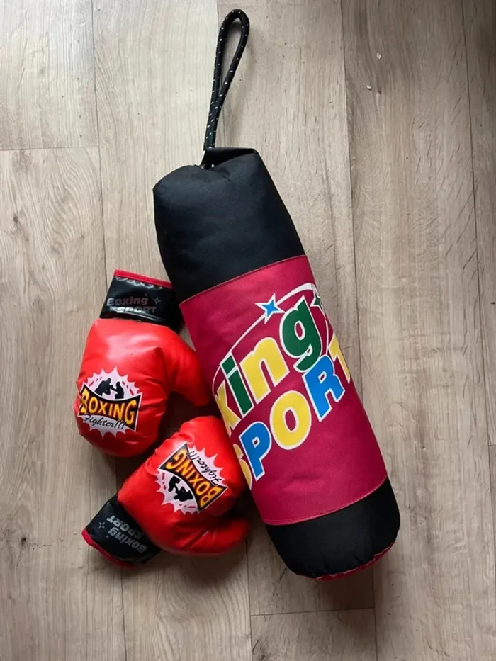Punching ball boxe rouge avec gants enfants - photo numéro 3