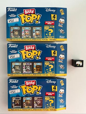 Lot 12 figurines Bitty Pop Disney