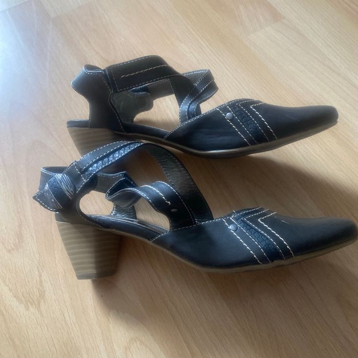 Chaussures d’été - photo numéro 2