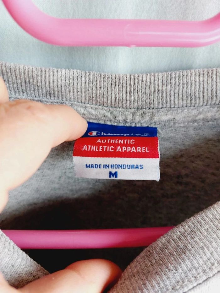 Tee-shirts Champion Northeastern Huskies Taille M - photo numéro 2