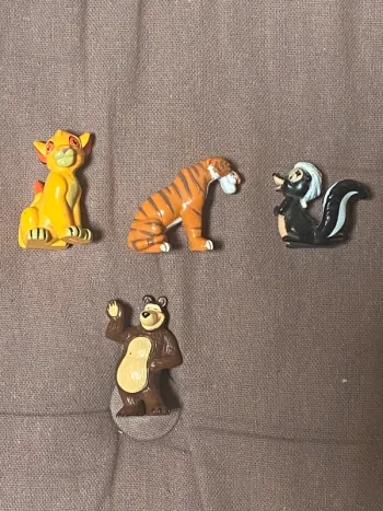 4 figurines animaux Disney + Michka