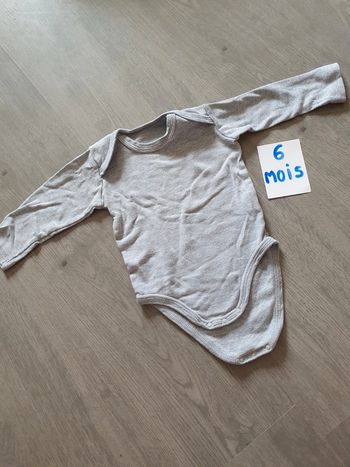 Body 6mois