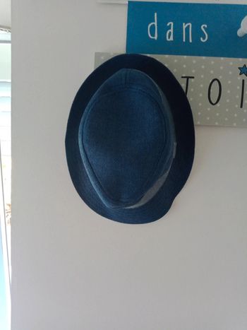 Chapeau bleu 18_36 mois