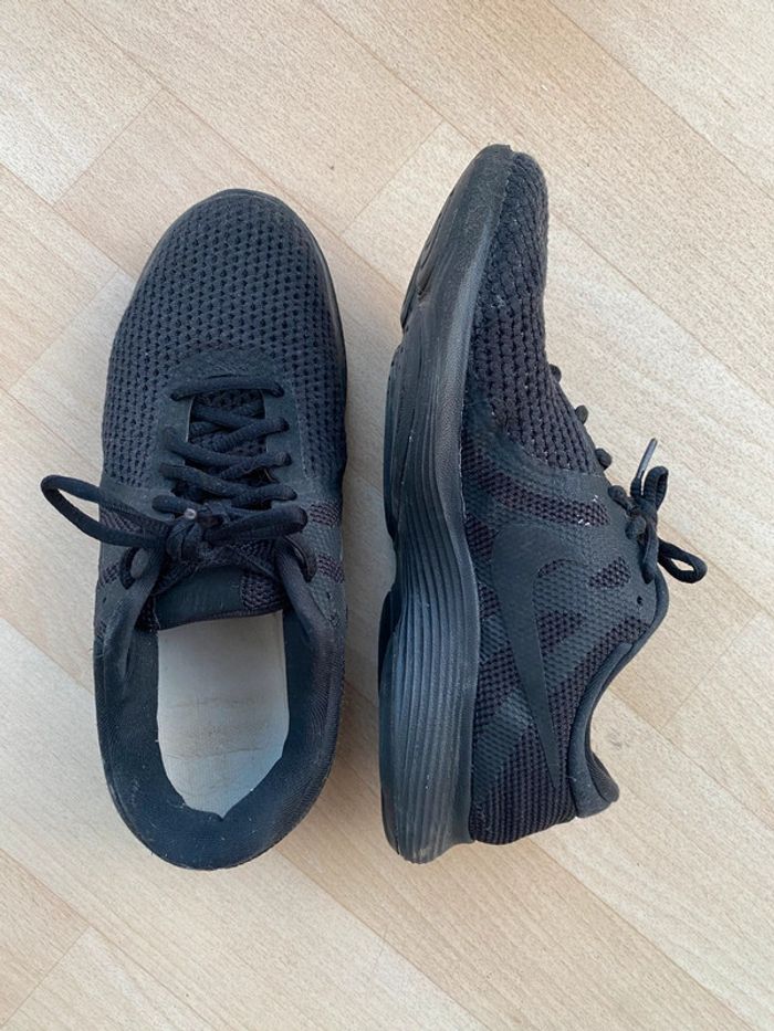 Chaussure Nike Kappa pointure 40,5