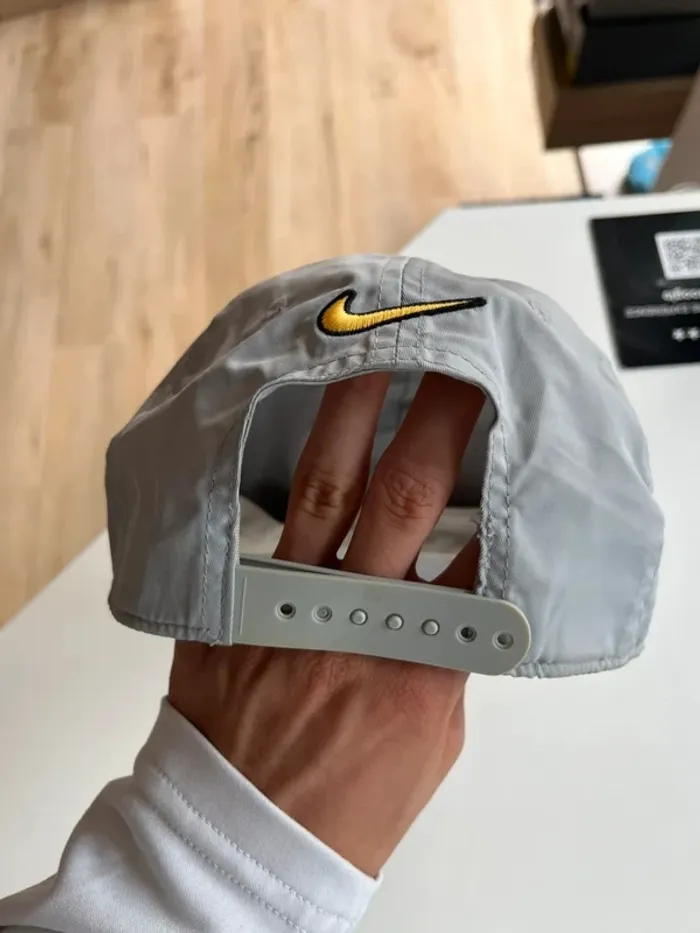 Nike Casquette Tuned TN Grey Taille Unique - photo numéro 2