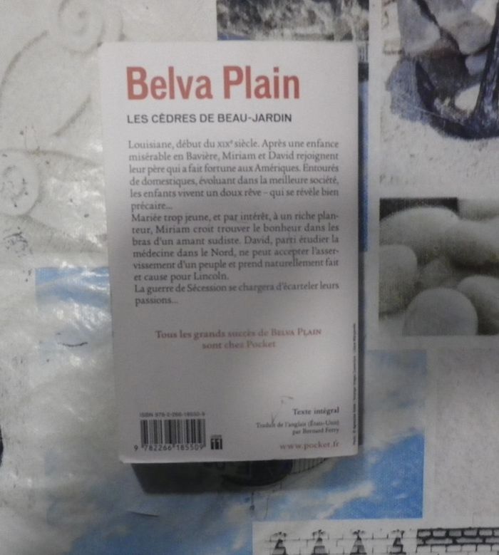 Les cèdres de Beau-Jardin de Belva Plain Ed. Pocket - photo numéro 2