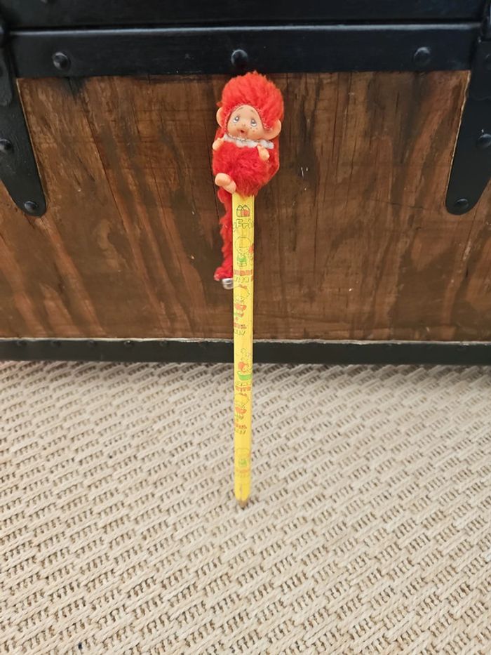 Crayon style monchhichi kiki vintage