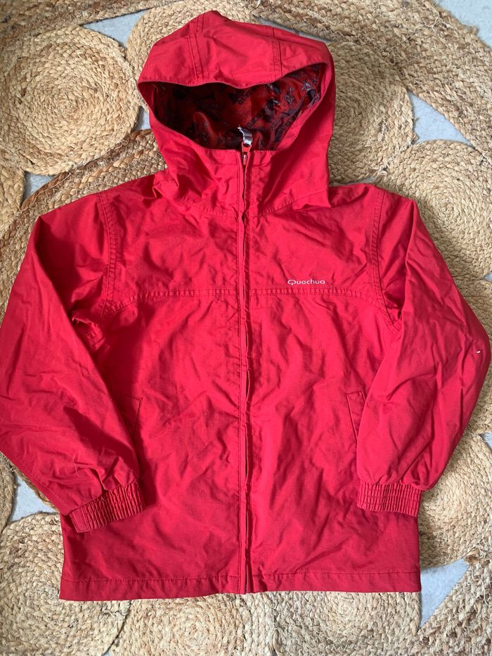 Blouson coupe vent rouge Quechua 10 ans