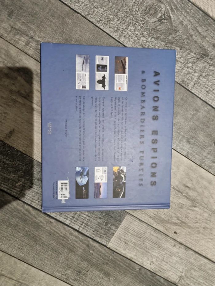 Livre sur les avions - photo numéro 2