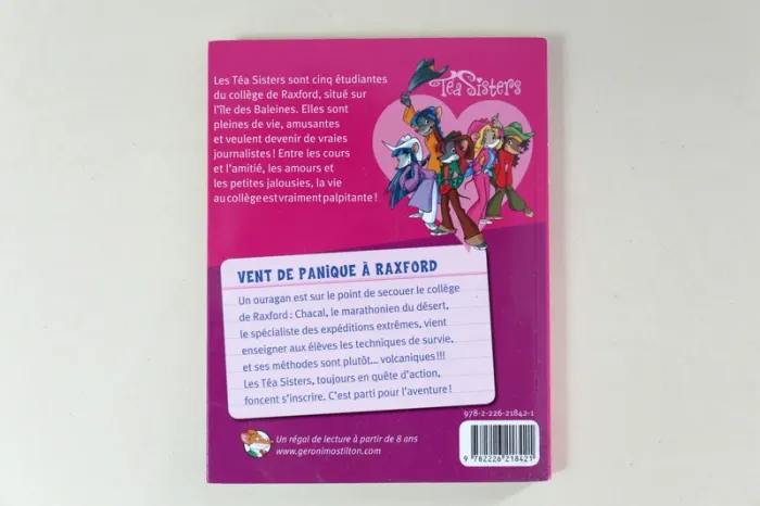 Livre jeunesse (8 ans et +) Téa Stilton "Vent de panique à Raxford" (tome 3) - photo numéro 2