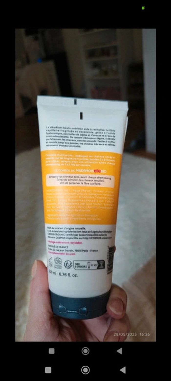 Mademoiselle Bio Soin Démêlant Capillaire
Riche Haute Nutrition Certifié Bio
Acide Hyaluronique - photo numéro 3