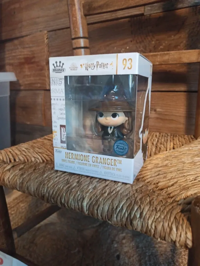 Figurine Funko Harry Potter neuf Hermione Granger 93 - photo numéro 3