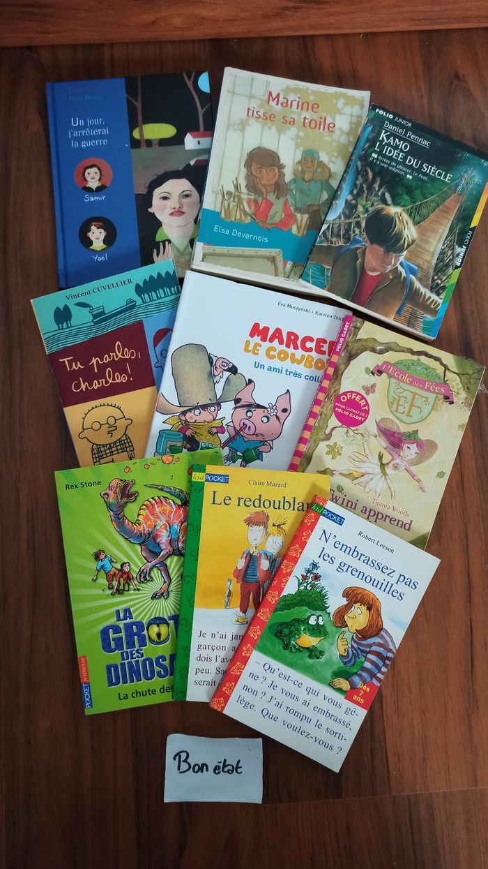 Lot de 9 livres enfants 6 à 10 ans environ