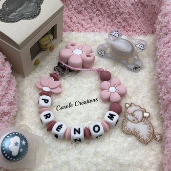 Attache tétine personnalisé en silicone marguerite 