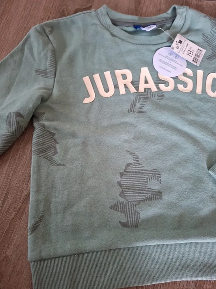 Sweat garçon taille 8 ans - photo numéro 3