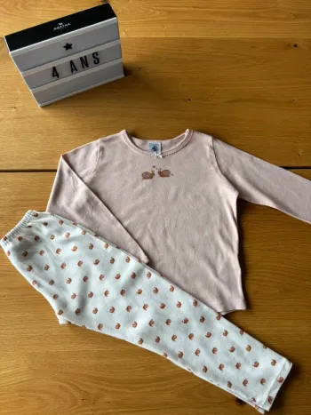 Pyjama 2 pièces ML en coton léger rose pâle et blanc thème escargot 🐌 - Taille 4 Ans