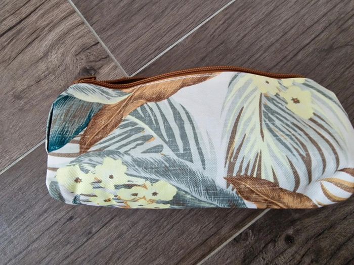 Trousse ripcurl - photo numéro 4