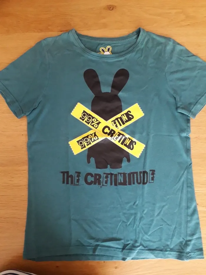 Tshirt manches courtes "lapins crétins"