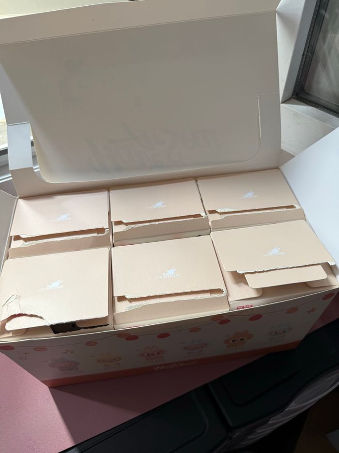 Coffret labubu 2.0 / 3.0 - photo numéro 2