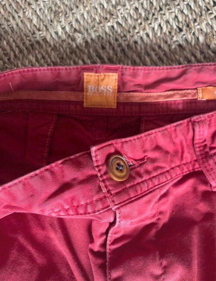 2 Chinos Hugo Boss gris et bordeau - photo numéro 7