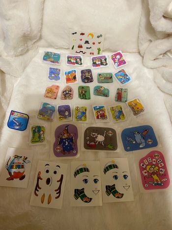 Lot de 31 Stickers / lot de 31 autocollants