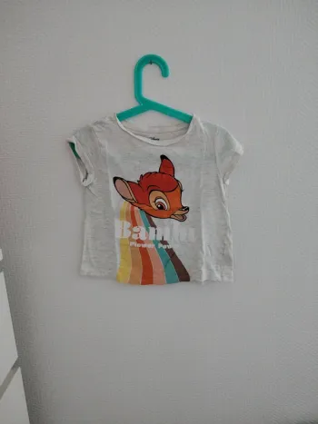 T-shirt Bambi Disney taille 4 5 ans neuf