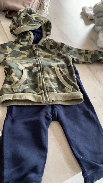 Lot ensemble garçon 12 mois