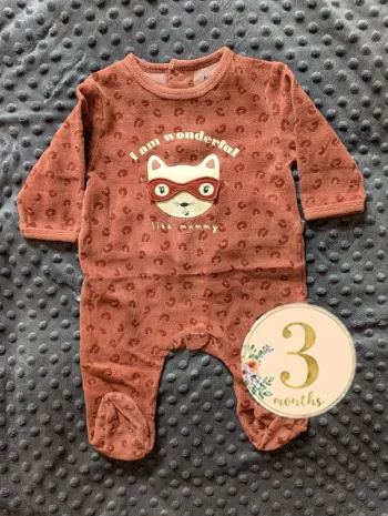 Pyjama Kiabi Taille 3 mois 56-67 cm Chat masqué & message craquant : "I am wonderful like mummy"