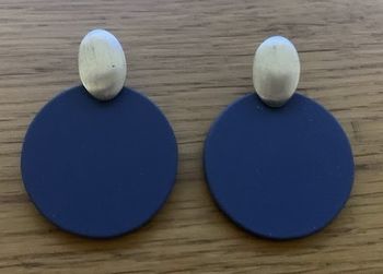 Boucles d'oreilles rondes bleues marine et argentées PROMOD (Neuves)