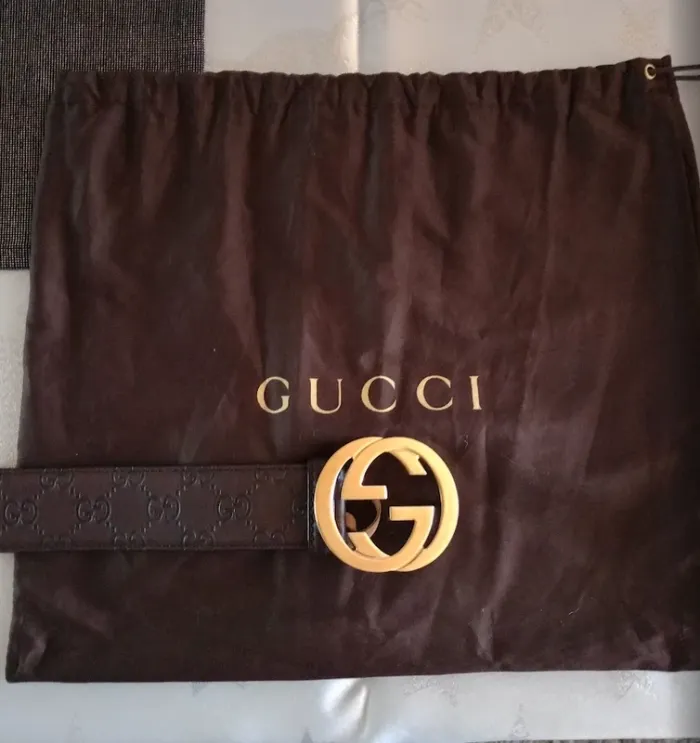 Zeer mooie bruine Gucci riem nooit gedragen!