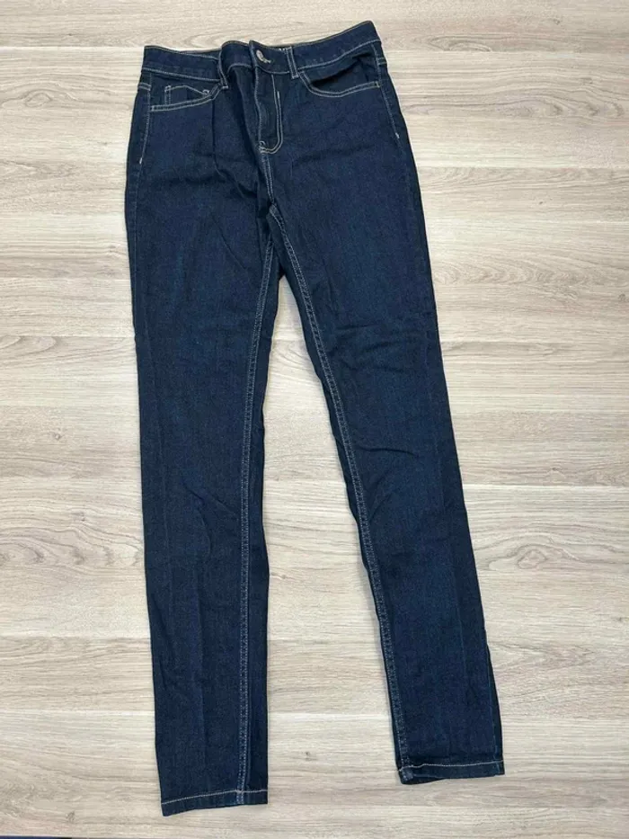 Lot de 2 pantalons jeans taille 38 - photo numéro 2