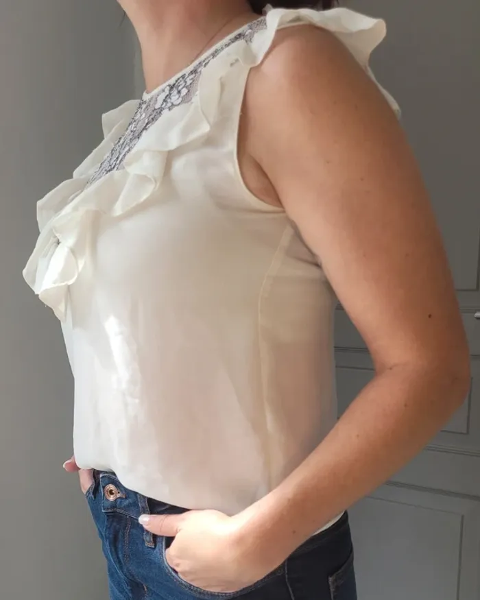 Top zara taille S dentelle - photo numéro 2