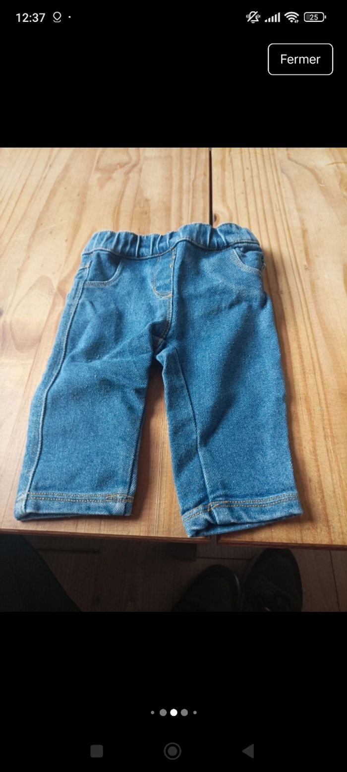 Lot de vêtement pantalon est 1 short bébé - photo numéro 6