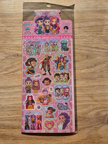 Autocollants / stikers / demon hunters kpop huntrix
